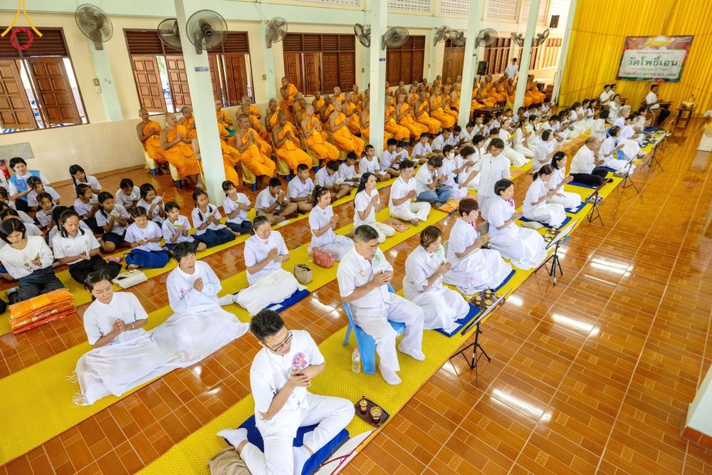 ภาพ No.196821:พิธีทอดผ้าป่าทำนุบำรุงศาสนสถาน ณ วัดโพธิ์เอน ต.บางขุนกอง อ.บางกรวย จ.นนทบุรี ในโครงการธรรมยาตรา กตัญญูบูชา มหาปูชนียาจารย์ พระมงคลเทพมุนี(สด จนฺทสโร) พระผู้ปราบมาร อนุสรณ์สถาน 7 แห่ง ปีที่ 13 วันที่ 17 มกราคม พ.ศ. 2568