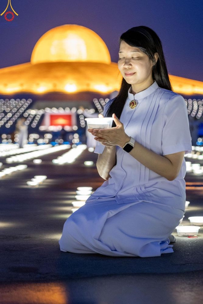 ภาพ No.154805:พิธีจุดประทีป, พิธีฉลองชัยสวดมนต์บทธัมมจักกัปปวัตนสูตร ณ มหารัตนวิหารคด วัดพระธรรมกาย วันอังคารที่ 17 กันยายน พ.ศ. 2567