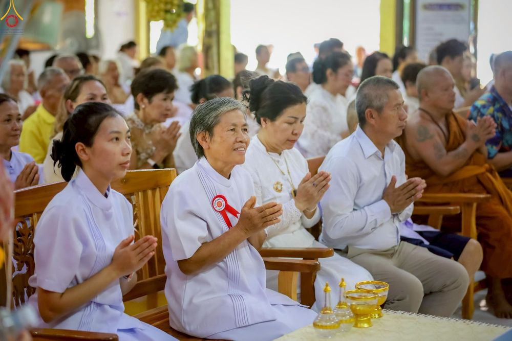 ภาพ No.255368:วันที่ 13 ตุลาคม พ.ศ. 2568 พิธีทอดกฐินสามัคคีทั่วไทย 30,000 วัด โดยคณะศิษยานุศิษย์ บูชาธรรม 81 ปี หลวงพ่อธัมมชโย ณ วัดมิ่งฟ้าคุณจักร ต.หนองกระท้าว อ.นครไทย จ.พิษณุโลก