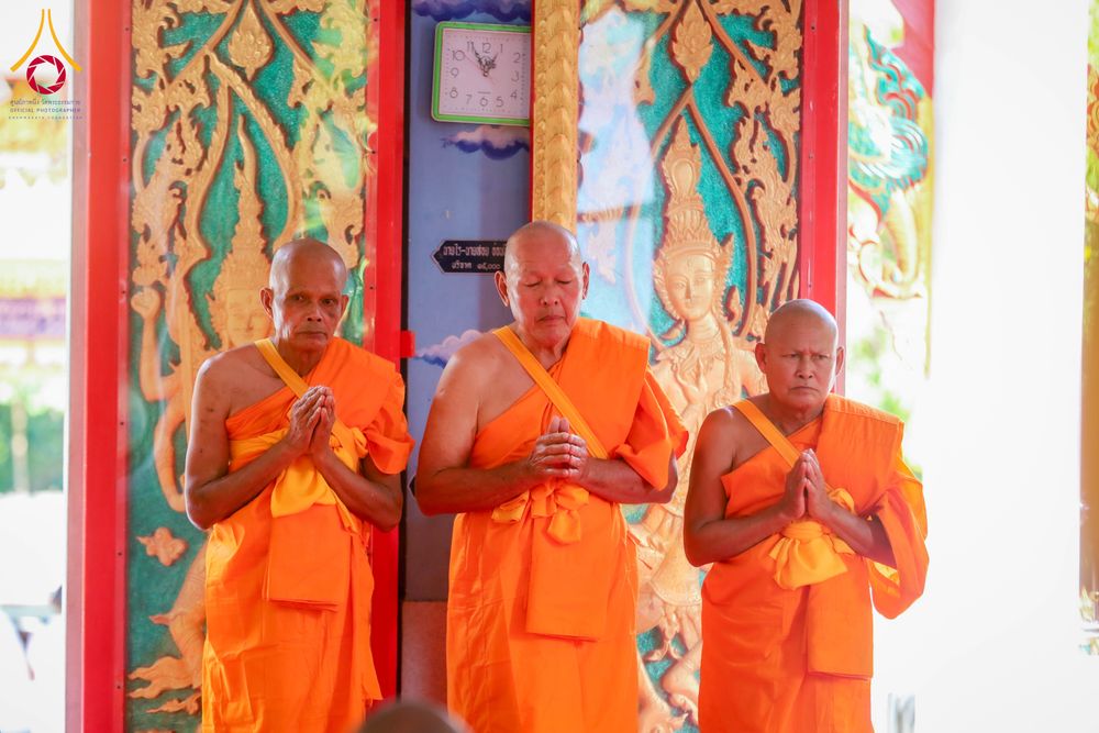 ภาพ No.285439:วันเสาร์ที่ 6 ธันวาคม พ.ศ.2568  พิธีอุปสมบทหมู่ ธรรมทายาท รุ่นบูชาธรรมมหาปูชนียาจารย์ ประจำปี 2568  ณ วัดเกาะแก้วประชานุรักษ์ ต.ชัยนาม อ.วังทอง จ.พิษณุโลก