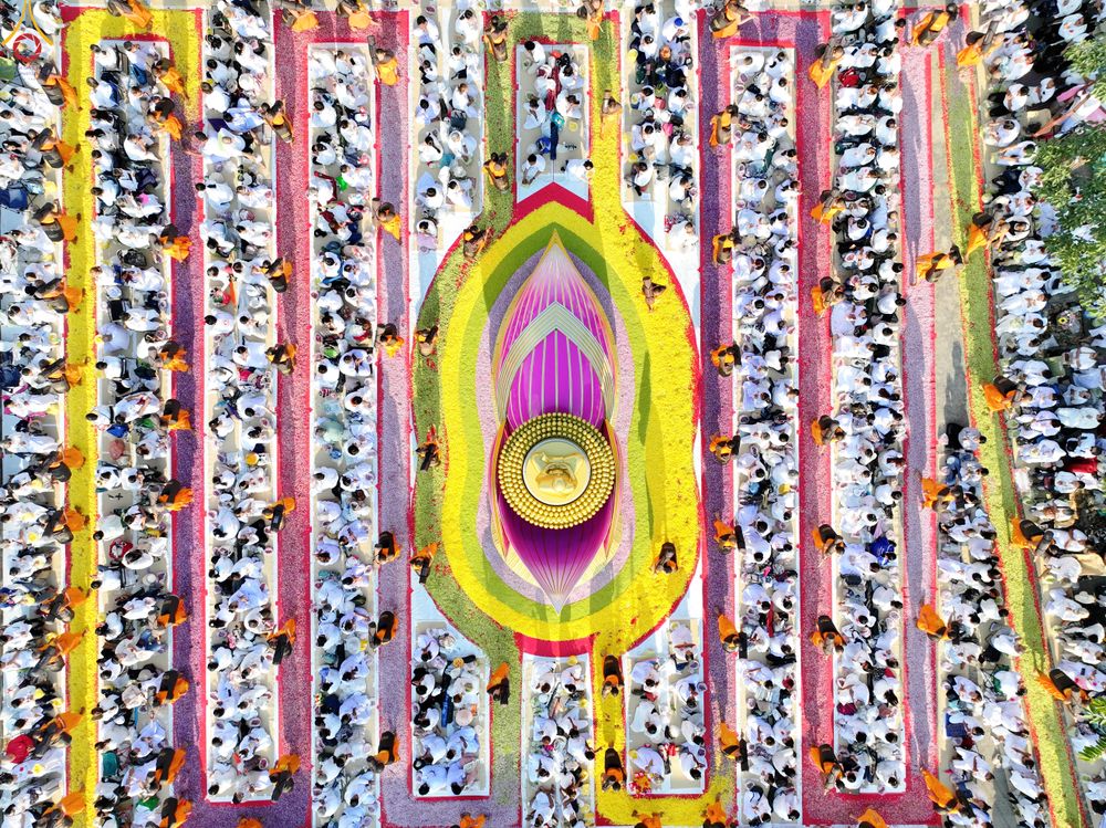 ภาพ No.295210:วันที่ 16 มกราคม พ.ศ. 2569 พิธีต้อนรับพระธรรมยาตรา อนุสรณ์สถานลำดับที่ 4 (ภาพชุดที่ 2) สถานที่เกิดด้วยกายธรรม ณ วัดโบสถ์บน ต.บางคูเวียง จ.นนทบุรี ในโครงการธรรมยาตรา กตัญญูบูชา มหาปูชนียาจารย์ พระมงคลเทพมุนี(สด จนฺทสโร) พระผู้ปราบมาร อนุสรณ์สถาน 7 แห่ง ปี