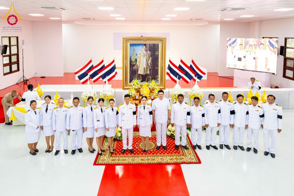 ภาพ No.276127:วันที่ 5 ธันวาคม พ.ศ. 2568 พสกนิกรอำเภอคลองหลวง พร้อมใจบำเพ็ญกุศลอุทิศถวาย “ในหลวงรัชกาลที่ 9” น้อมรำลึกในพระมหากรุณาธิคุณ เนื่องในวันคล้ายวันพระบรมราชสมภพ วันชาติ และวันพ่อแห่งชาติ ณ อาคารปลูกศรัทธา 2 วัดพระธรรมกาย อำเภอคลองหลวง จังหวัดปทุมธานี