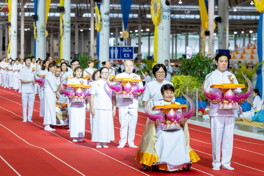 ภาพ No.244040:วันอาทิตย์ที่ 7 กันยายน พ.ศ. 2568 พิธีทอดผ้าป่าสมทบกฐินวัดพระธรรมกาย และสมทบกฐิน 30,000 วัดทั่วไทย ครั้งที่ 2 ณ ห้องแก้วสารพัดนึก 1 วัดพระธรรมกาย