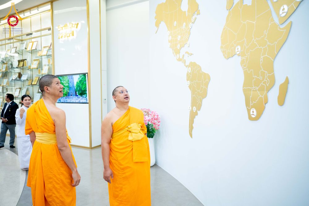 ภาพ No.340126:วันที่ 21 กรกฎาคม พ.ศ. 2569 เอกอัครราชทูตศรีลังกาประจำประเทศไทย เยี่ยมชมวัดพระธรรมกาย กระชับความสัมพันธ์ทางศาสนา