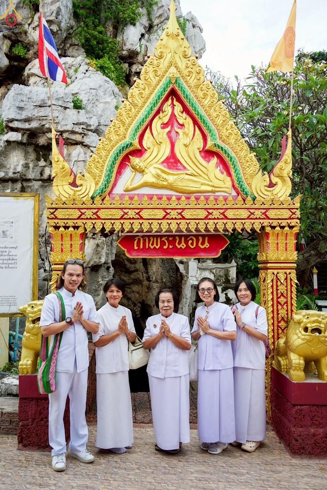 ภาพ No.282969:วันที่ 1 พฤศจิกายน พุ.ศ. 2568 พิธีทอดกฐินสามัคคีทั่วไทย 30,000 วัด  โดยคณะศิษยานุศิษย์ บูชาธรรม 81 ปี  หลวงพ่อธัมมชโย ณ วัดเขาสมอคอน อ.ท่าวุ้ง จ.ลพบุรี