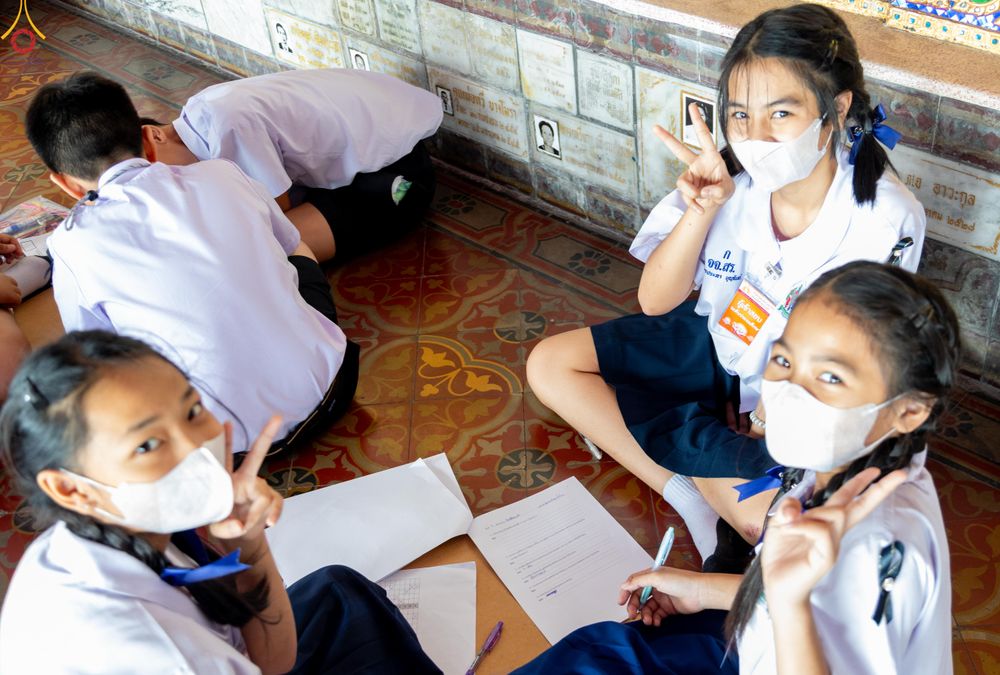 ภาพ No.288972:วันพุธที่ 17 ธันวาคม พ.ศ.2568 กิจกรรมเยาวชนไทยรวมใจทำความดี "เด็กดีมหานคร ต้นแบบด้านศีลธรรม" แข่งขันสอบตอบปัญหาศีลธรรมในพระพุทธศาสนา ครั้งที่ 7 และวันรวมพลังเด็กดี V-Star ประจำปี 2568 ณ วัดมหาธาตุยุวราชรังสฤษฎิ์ราชวรมหาวิหาร กรุงเทพมหานคร