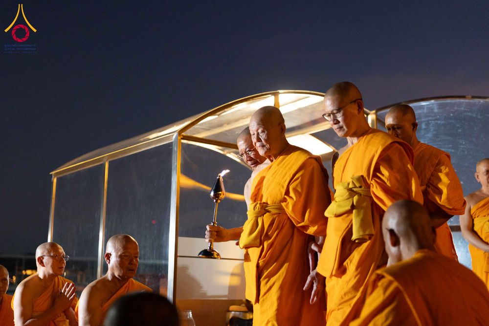 ภาพ No.312237:วันอังคารที่ 3 มีนาคม พ.ศ.2569 พิธีเวียนประทักษิณและจุดมาฆประทีป (ภาพชุดที่ 2) ณ ลานธรรมพระมหาธรรมกายเจดีย์ วัดพระธรรมกาย