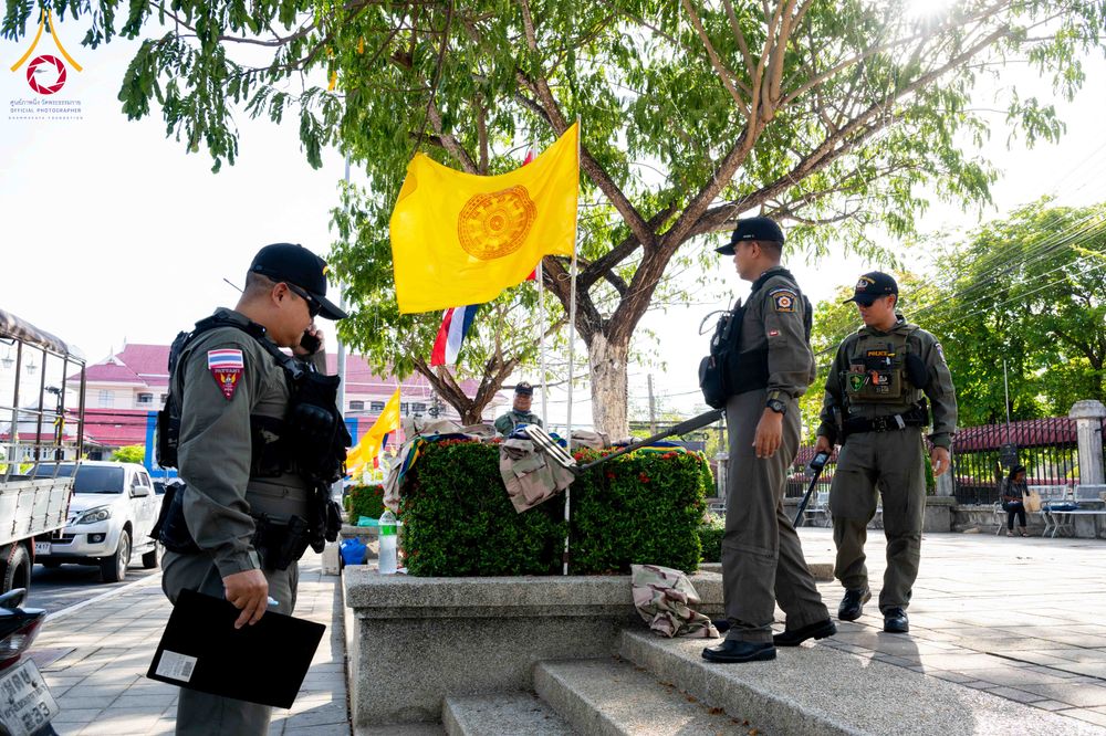 ภาพ No.329452:วันอาทิตย์ที่ 24 พฤษภาคม พ.ศ. 2569 พิธีตักบาตรพระ 1,000 รูป เพื่อถวายเป็นพุทธบูชาในเทศกาลวิสาขบูชาโลก และ ถวายเป็นพระราชกุศล  ณ ลานศิลปวัฒนธรรม เมืองปัตตานี จ.ปัตตานี