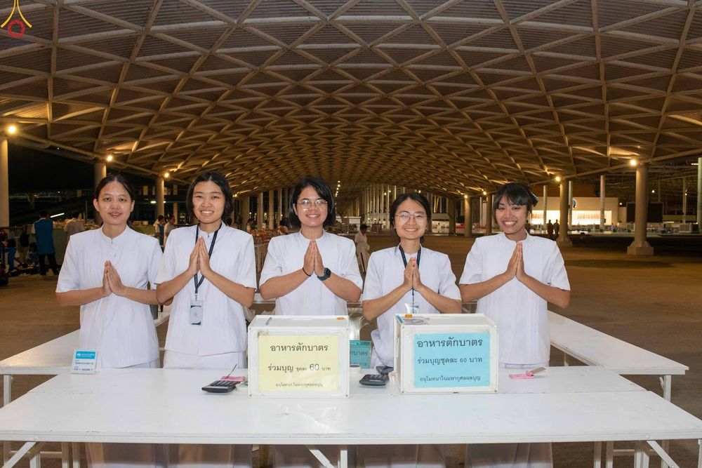 ภาพ No.345298:วันพฤหัสบดีที่ 27 สิงหาคม พ.ศ.2569 พิธีตักบาตรในวันธรรมชัย ณ สภาธรรมกายสากล วัดพระธรรมกาย ปทุมธานี
