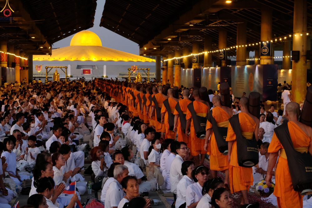 ภาพ No.287117:วันที่ 2 มกราคม พ.ศ.2569 พิธีต้อนรับพระธรรมยาตรา ครั้งที่ 1 (ภาพชุดที่ 2) ณ วัดพระธรรมกาย (วิหารหลวงปู่ - พระมหาธรรมกายเจดีย์)