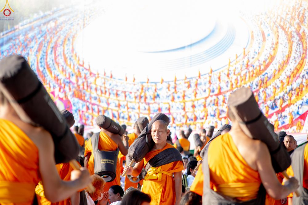 ภาพ No.290573:วันที่ 7 มกราคม พ.ศ. 2569 พิธีต้อนรับพระธรรมยาตรา ณ อนุสรณ์สถานลำดับที่ 2  สถานที่ตั้งมโนปณิธานบวชตลอดชีวิต อนุสรณ์สถานคลองบางนางแท่น (ภาพชุดที่ 2) อ.สามพราน จ.นครปฐม ในโครงการธรรมยาตรา กตัญญูบูชา มหาปูชนียาจารย์ พระมงคลเทพมุนี(สด จนฺทสโร) พระผู้ปราบมาร 