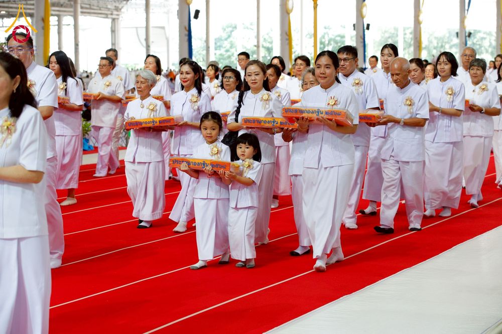 ภาพ No.264598:วันอาทิตย์ที่ 2 พฤศจิกายน พ.ศ. 2568 พิธีทอดกฐินสามัคคี ณ สภาธรรมกายสากล วัดพระธรรมกาย