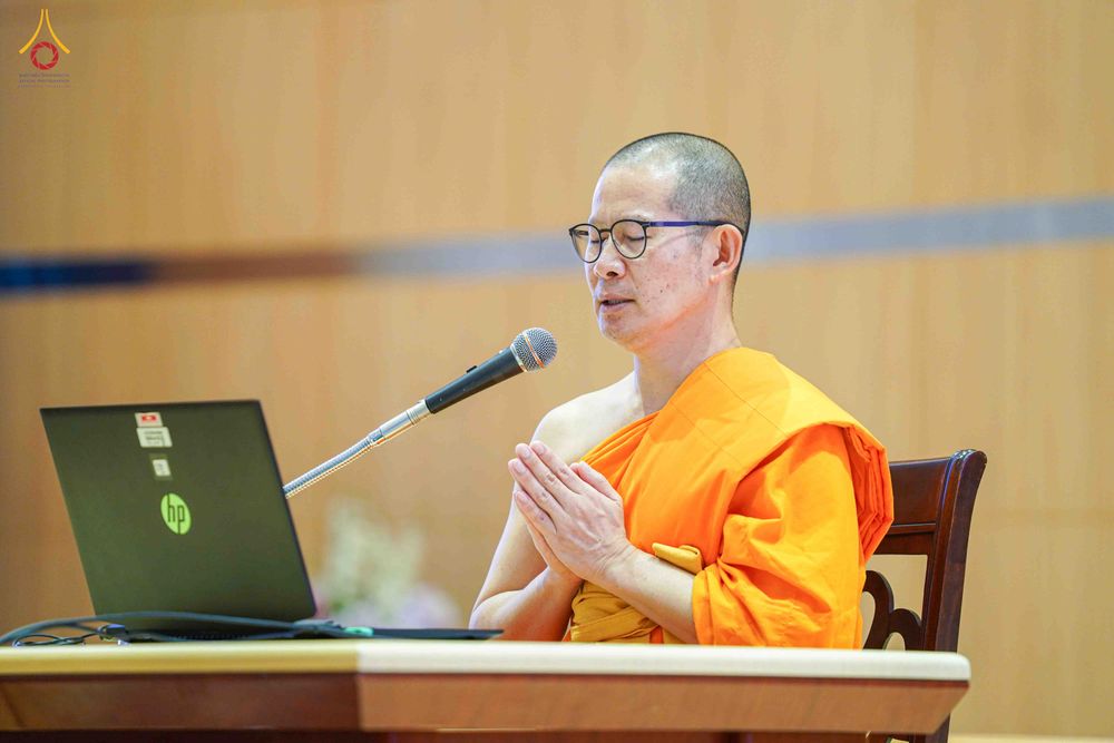 ภาพ No.340599:วันที่ 24-25 กรกฎาคม พ.ศ. 2569 โครงการพัฒนาคุณธรรม จริยธรรม สำหรับนักเรียนนายสิบตำรวจ (นสต.) รุ่นที่ 17 ศูนย์ฝึกอบรมตำรวจภูธรภาค 1 ได้จัดกิจกรรม WalkRally สวดมนต์นั่งสมาธิ และฟังธรรมจากพระอาจารย์ ณ ศูนย์ปฏิบัติธรรมเวิล์ดพีช วัลเล่ย์ (World Peace Valley) 