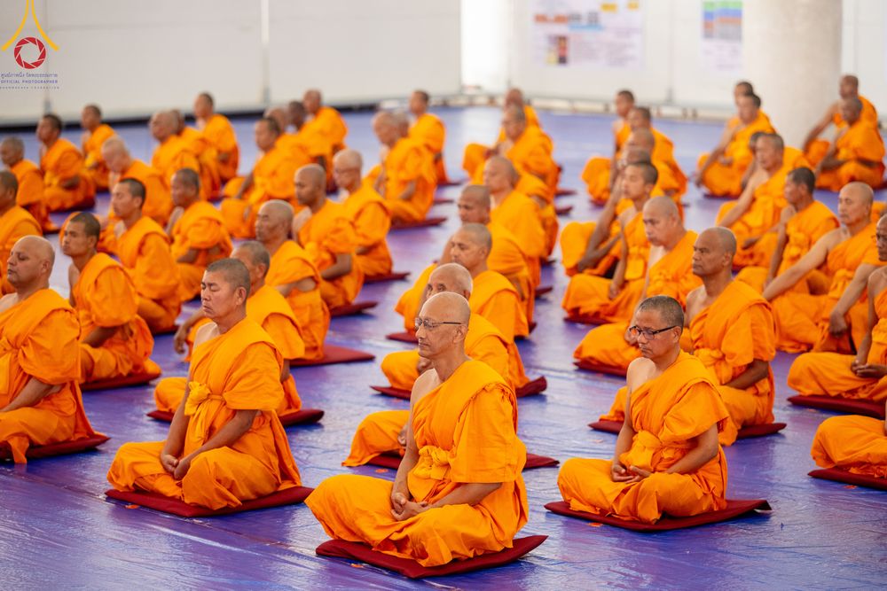 ภาพ No.315242:​วันอาทิตย์ที่ 22 มีนาคม พ.ศ.2569 สามเณรธรรมทายาทเนปาล 500 รูป ฟังธรรม สวดมนต์ ปฏิบัติธรรมร่วมกัน  ณ International Assembly and Meditation Hall Lumbini