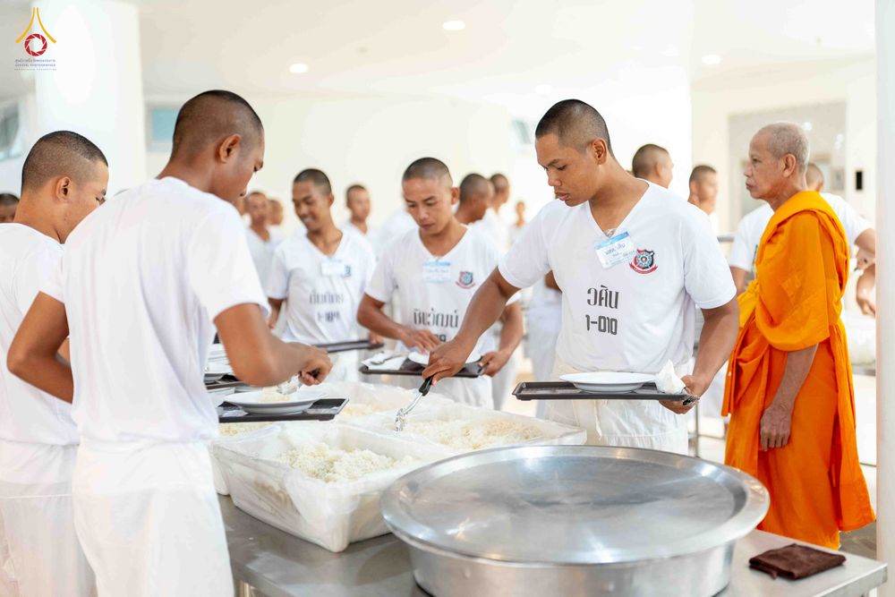 ภาพ No.340520:วันที่ 24-25 กรกฎาคม พ.ศ. 2569 โครงการพัฒนาคุณธรรม จริยธรรม สำหรับนักเรียนนายสิบตำรวจ (นสต.) รุ่นที่ 17 ศูนย์ฝึกอบรมตำรวจภูธรภาค 1 ได้จัดกิจกรรม WalkRally สวดมนต์นั่งสมาธิ และฟังธรรมจากพระอาจารย์ ณ ศูนย์ปฏิบัติธรรมเวิล์ดพีช วัลเล่ย์ (World Peace Valley) 