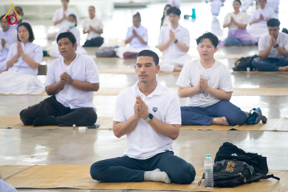 ภาพ No.287603:วันที่ 1 มกราคม พ.ศ. 2569 พิธีบูชาข้าวพระ ณ สภาธรรมกายสากล วัดพระธรรมกาย