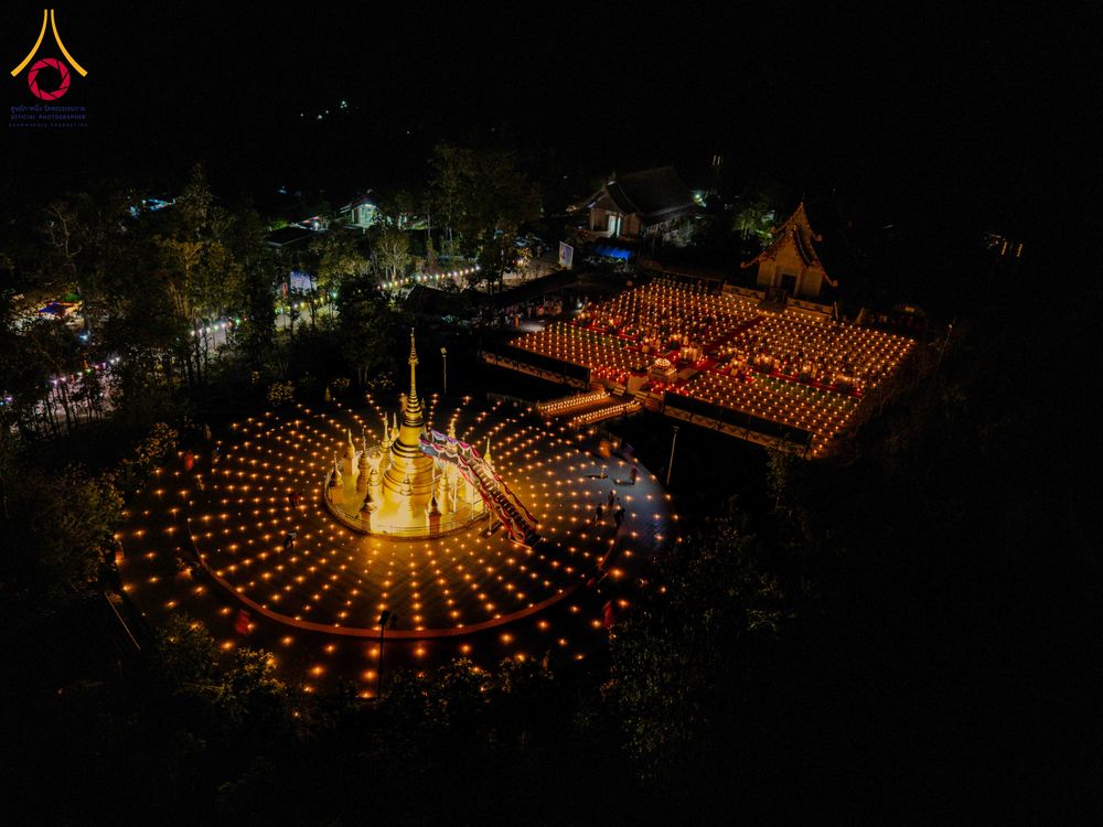 ภาพ No.309118:วันศุกร์ที่ 6 กุมภาพันธ์ พ.ศ.2569 พิธีจุดประทีปโคมลาน ปล่อยโคมลอยถวายเป็นพุทธบูชา  ณ ลานธรรมเจดีย์วัดทุ่งเจริญธรรม อ.อมก๋อย จ.เชียงใหม่