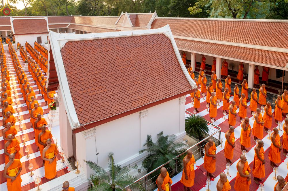 ภาพ No.296846:วันที่ 17 มกราคม พ.ศ. 2569 พิธีจุดประทีปถวายเป็นพุทธบูชา และบูชาธรรมมหาปูชนียาจารย์  ณ วัดโบสถ์บน ต.บางคูเวียง จ.นนทบุรี อนุสรณ์สถานลำดับที่ 4 สถานที่เกิดด้วยกายธรรม ในโครงการธรรมยาตรา กตัญญูบูชา มหาปูชนียาจารย์ พระมงคลเทพมุนี(สด จนฺทสโร) พระผู้ปราบมาร อ