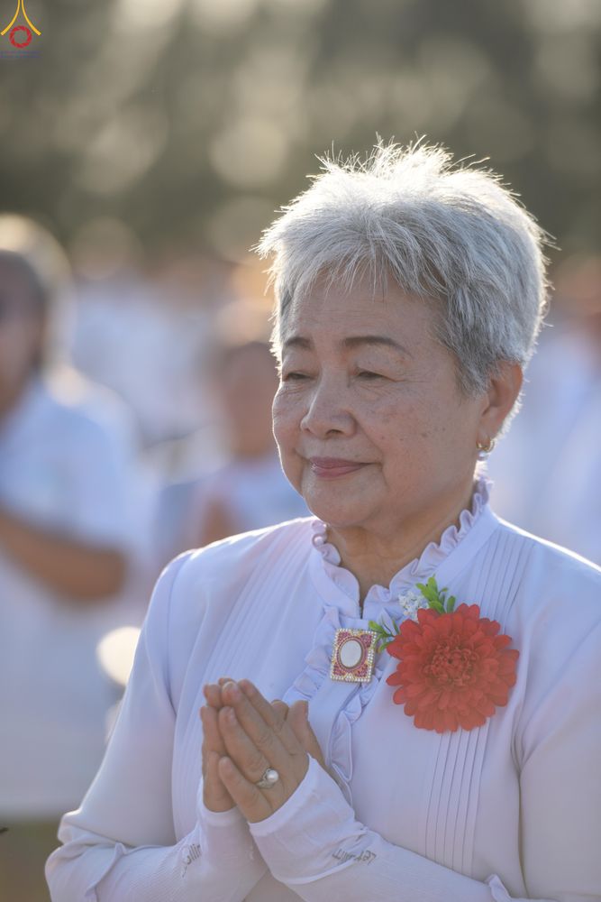 ภาพ No.301960:วันที่ 23 มกราคม พ.ศ. 2569 พิธีจุดประทีปธรรมถวายเป็นพุทธบูชา และบูชาธรรมมหาปูชนียาจารย์  ณ อนุสรณ์สถานลำดับที่ 5 สถานที่เผยแผ่วิชชาธรรมกายครั้งแรก อนุสรณ์สถานบางปลา วัดบางปลา อำเภอบางเลน จังหวัดนครปฐม ในโครงการธรรมยาตรา กตัญญูบูชา มหาปูชนียาจารย์ พระมงคล