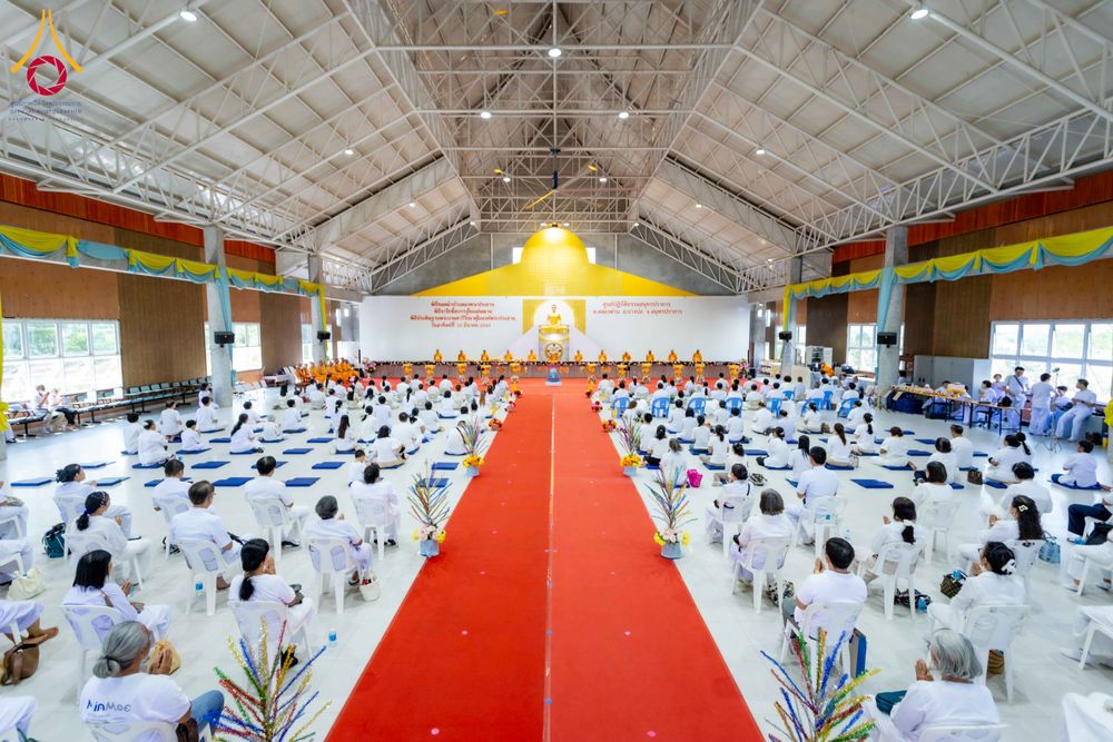 ภาพ No.315632:วันอาทิตย์ ที่ 22 มีนาคม พ.ศ. 2569 พิธีทอดผ้าป่าฉลองพระประธาน พิธีประดิษฐานพระบรมสารีริกธาตุในองค์พระประธาน พิธีจารึกชื่อบรรจุในแผ่นฌาน ณ ศูนย์ปฏิบัติธรรมสมุทรปราการ (บางบ่อ)