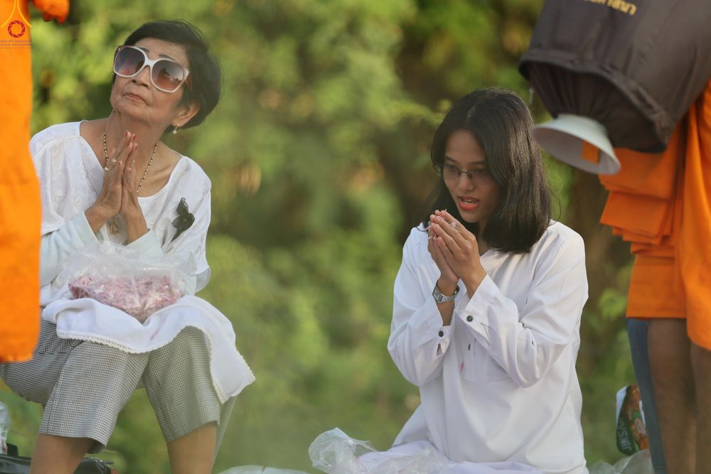 ภาพ No.287480:วันที่ 3 มกราคม พ.ศ. 2569 พิธีต้อนรับพระธรรมยาตรา ในโครงการธรรมยาตรา กตัญญูบูชา มหาปูชนียาจารย์ พระมงคลเทพมุนี(สด จนฺทสโร) พระผู้ปราบมาร อนุสรณ์สถาน 7 แห่ง ปีที่ 14 ณ อนุสรณ์สถานมหาวิหารพระมงคลเทพมุนี (โลตัสแลนด์) อ.สองพี่น้อง จ.สุพรรณบุรี