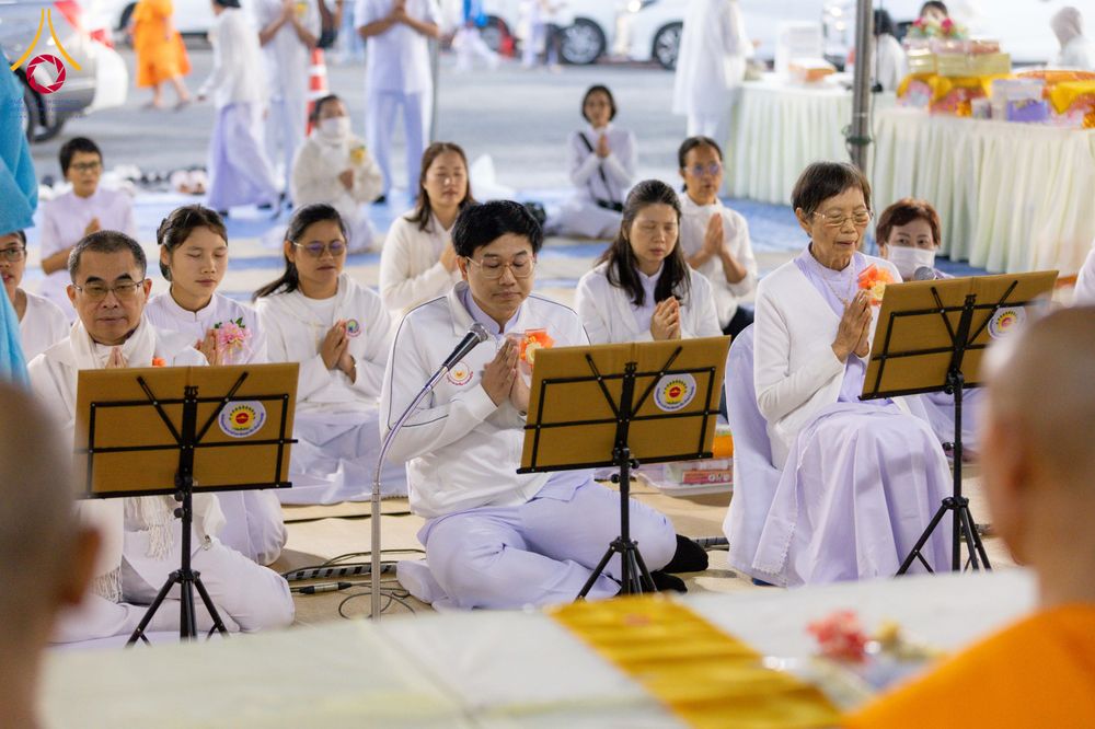 ภาพ No.290784:วันที่ 9 มกราคม พ.ศ. 2569 พิธีถวายภัตตาหารเป็นสังฆทาน แด่พระธรรมยาตรา ณ อนุสรณ์สถานคลองบางนางแท่น อ.สามพราน จ.นครปฐม ในโครงการธรรมยาตรา กตัญญูบูชา มหาปูชนียาจารย์ พระมงคลเทพมุนี(สด จนฺทสโร) พระผู้ปราบมาร อนุสรณ์สถาน 7 แห่ง ปีที่ 14