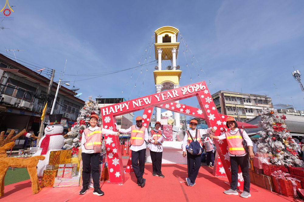 ภาพ No.296237:ภาพเบื้องหลังอาสาสมัครรวมใจ ชุดที่ 2 ในโครงการธรรมยาตรา กตัญญูบูชา มหาปูชนียาจารย์ พระมงคลเทพมุนี(สด จนฺทสโร) พระผู้ปราบมาร อนุสรณ์สถาน 7 แห่ง ปีที่ 14