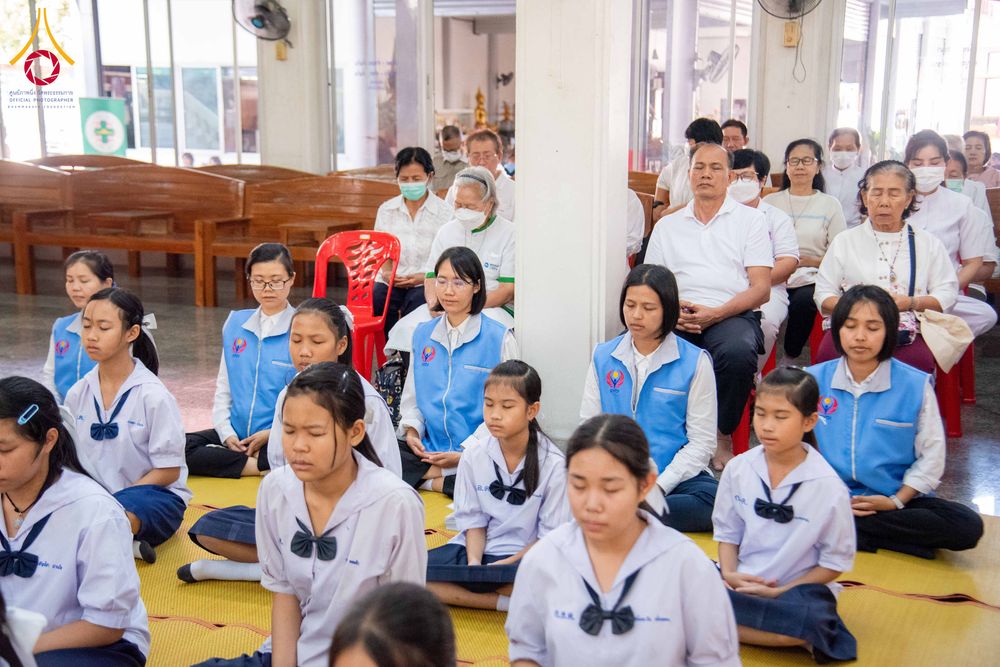 ภาพ No.305154:วันที่ 28 มกราคม พ.ศ. 2569 พิธีทอดผ้าป่าทำนุบำรุงศาสนสถาน ณ วัดเกิดการอุดม อ.คลองหลวง จ.ปทุมธานี ในโครงการธรรมยาตรา กตัญญูบูชา มหาปูชนียาจารย์ พระมงคลเทพมุนี(สด จนฺทสโร) พระผู้ปราบมาร อนุสรณ์สถาน 7 แห่ง ปีที่ 14