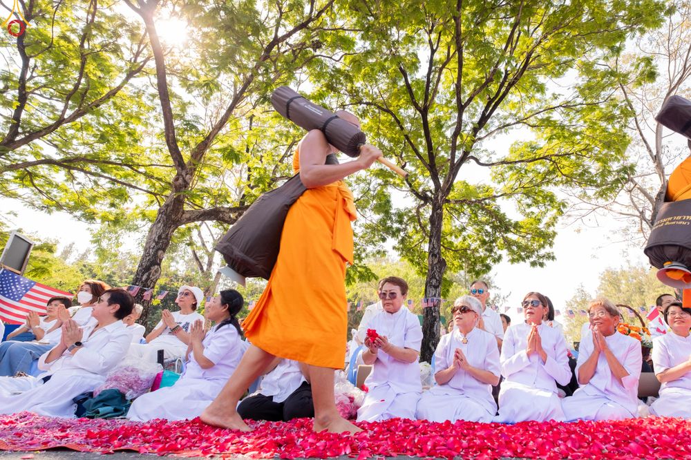 ภาพ No.305783:วันที่ 25 มกราคม พ.ศ. 2569 พิธีต้อนรับพระธรรมยาตรา วัดพระธรรมกาย(ภาพชุดที่ 3) ในโครงการธรรมยาตรา กตัญญูบูชา มหาปูชนียาจารย์ พระมงคลเทพมุนี(สด จนฺทสโร) พระผู้ปราบมาร อนุสรณ์สถาน 7 แห่ง ปีที่ 14