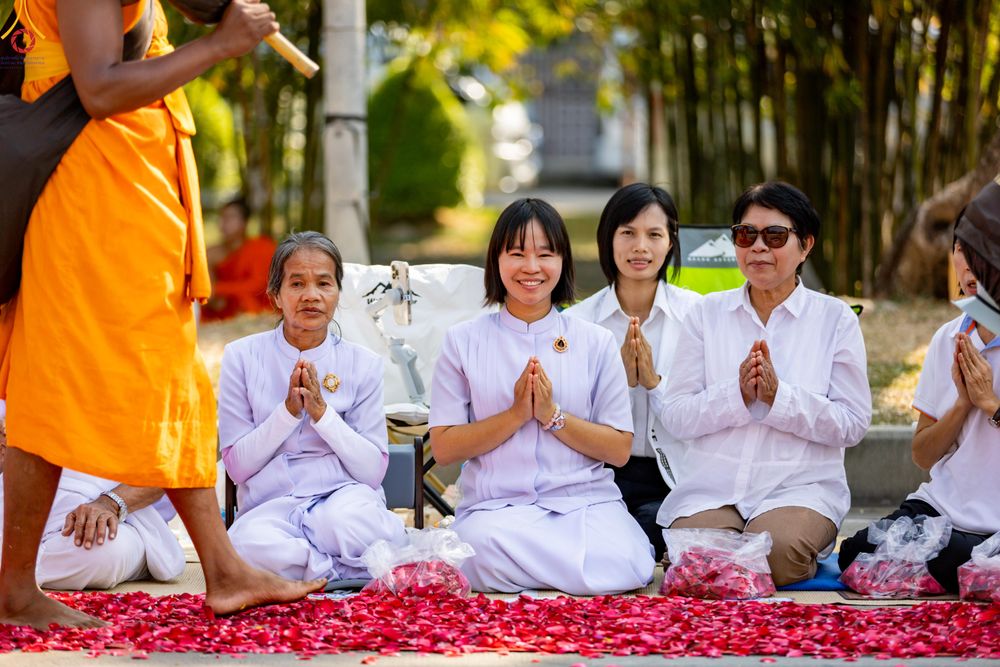 ภาพ No.305770:วันที่ 25 มกราคม พ.ศ. 2569 พิธีต้อนรับพระธรรมยาตรา วัดพระธรรมกาย(ภาพชุดที่ 3) ในโครงการธรรมยาตรา กตัญญูบูชา มหาปูชนียาจารย์ พระมงคลเทพมุนี(สด จนฺทสโร) พระผู้ปราบมาร อนุสรณ์สถาน 7 แห่ง ปีที่ 14