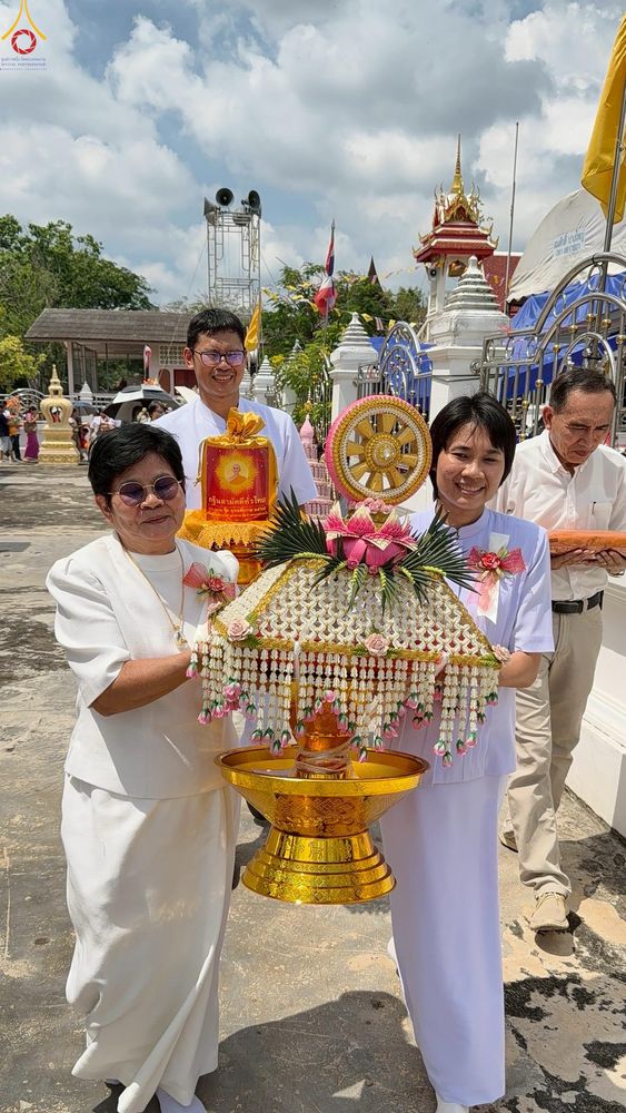 ภาพ No.282823:วันที่ 12 ตุลาคม พ.ศ. 2568 พิธีทอดกฐินสามัคคีทั่วไทย 30,000 วัด  โดยคณะศิษยานุศิษย์ บูชาธรรม 81 ปี  หลวงพ่อธัมมชโย ณ วัดลังกา อ.อัมพวา จ.สมุทรสงคราม