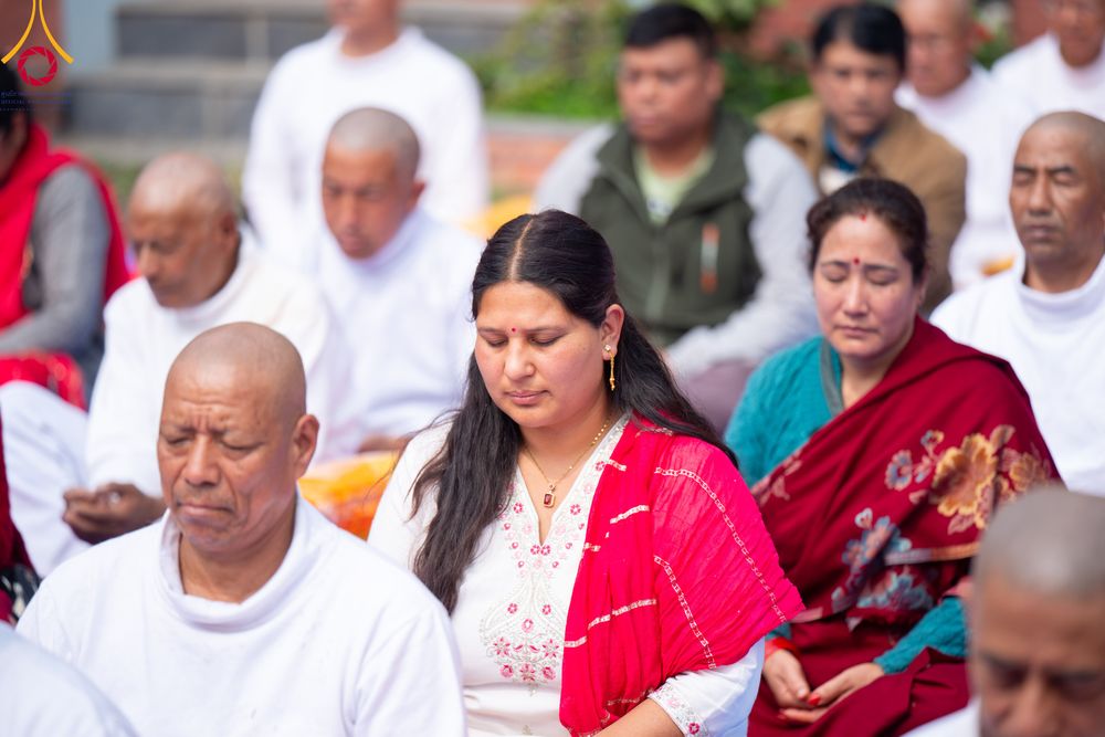 ภาพ No.313418:วันพฤหัสบดีที่ 12 มีนาคม พ.ศ. 2569 พิธีมอบบาตรและผ้าไตรในโครงการบรรพชาสามเณร 500 รูป  ณ นาคบาฮาล (Nagbahal) ประเทศเนปาล