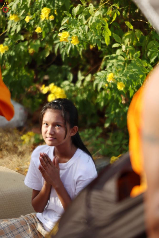 ภาพ No.287485:วันที่ 3 มกราคม พ.ศ. 2569 พิธีต้อนรับพระธรรมยาตรา ในโครงการธรรมยาตรา กตัญญูบูชา มหาปูชนียาจารย์ พระมงคลเทพมุนี(สด จนฺทสโร) พระผู้ปราบมาร อนุสรณ์สถาน 7 แห่ง ปีที่ 14 ณ อนุสรณ์สถานมหาวิหารพระมงคลเทพมุนี (โลตัสแลนด์) อ.สองพี่น้อง จ.สุพรรณบุรี