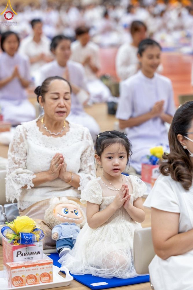 ภาพ No.149063:พิธีถวายคิลานเภสัชและอุปกรณ์ทางการแพทย์ เนื่องในวันธรรมชัย วันอาทิตย์ที่ 18 สิงหาคม พ.ศ. 2567 ณ ห้องแก้วสารพัดนึก 2 สภาธรรมกายสากล วัดพระธรรมกาย