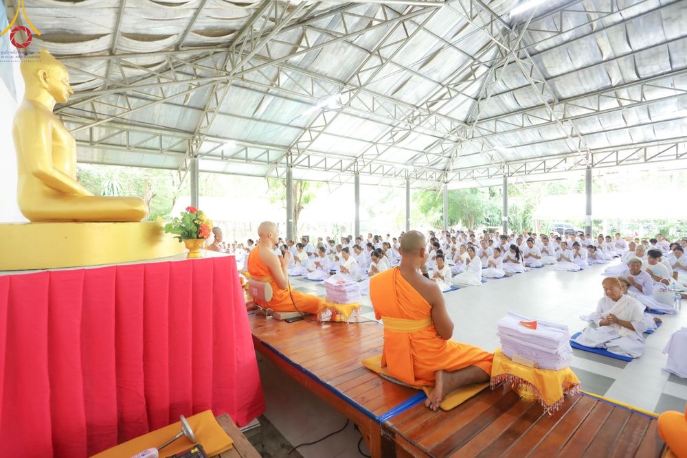 ภาพ No.158274:โครงการอบรมอุบาสก อุบาสิกาแก้ว  ตัวแทนทอดกฐิน 30,000 วัด ทั่วไทย บูชาธรรม 80 ปี หลวงพ่อธัมมชโย ระหว่างวันที่ 20-22 กันยายน พ.ศ. 2567 ณ จังหวัดบุรีรัมย์ รุ่นที่ 3