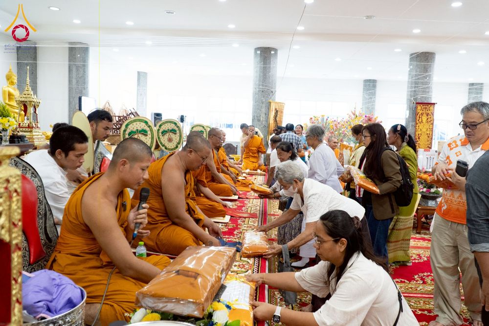 ภาพ No.251403:วันที่ 11 ตุลาคม พ.ศ. 2568 พิธีทอดกฐินสามัคคีทั่วไทย 30,000 วัด โดยคณะศิษยานุศิษย์ บูชาธรรม 81 ปี หลวงพ่อธัมมชโย ณ วัดท่ามะยม นครราชสีมา