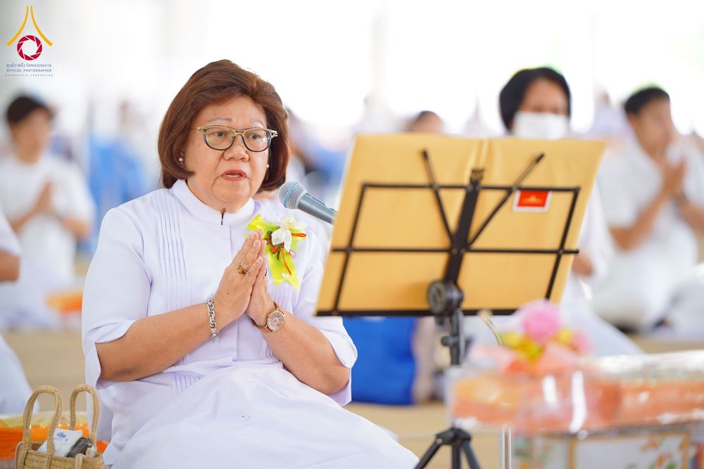 ภาพ No.268306:วันที่ 8 พฤศจิกายน พ.ศ. 2568 พิธีถวายภัตตาหารเมนูสวรรค์ เพื่อการบรรลุธรรม ณ หอฉันคุณยายอาจารย์ฯ วัดพระธรรมกาย