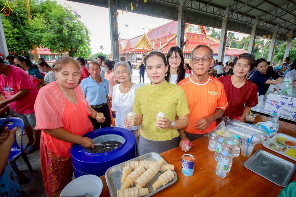 ภาพ No.251961:วันที่ 10 ตุลาคม พ.ศ. 2568 พิธีทอดกฐินสามัคคีทั่วไทย 30,000 วัด โดยคณะศิษยานุศิษย์ บูชาธรรม 81 ปี หลวงพ่อธัมมชโย  ร่วมกับ มหาวิทยาลัยนเรศวร  ณ วัดศรีรัตนาราม(จูงนาง) ต.ท่าทอง อ.เมือง จ.พิษณุโลก
