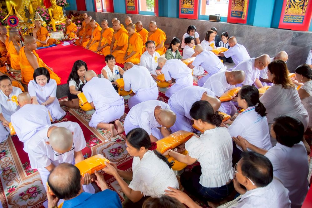 ภาพ No.276367:วันศุกร์ที่ 5 ธันวาคม 2568 (วันพ่อแห่งชาติ) พิธีบรรพชาอุปสมบทหมู่ธรรมทายาท จำนวน 14 รูป โครงการบรรพชาอุปสมบทหมู่ รุ่นบูชาธรรมมหาปูชนียาจารย์ ประจำปี 2568  ณ ศูนย์อบรมเยาวชนบางปะหัน จังหวัดพระนครศรีอยุธยา