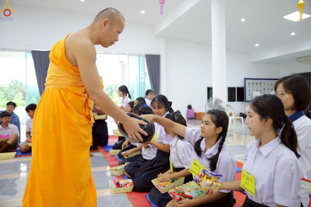 ภาพ No.238498:วันที่ 15-17 สิงหาคม พ.ศ. 2568 V-Star Challenge 2025 ออกจาก Comfort Zone สู่โลกใบใหม่ของใจเรา ระดับชั้นมัธยมศึกษาปีที่ 1-6 ณ ธุดงคสถานชุมพร