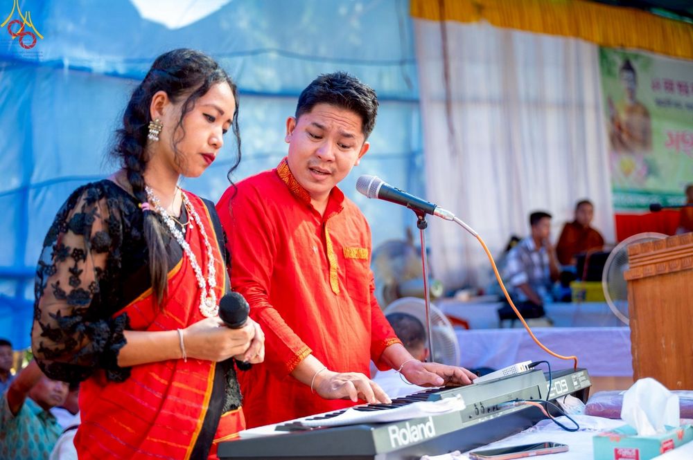 ภาพ No.261637:วันที่ 19 ตุลาคม พ.ศ. 2568 พิธีทอดกฐินสมทบ วัดกัลยาณมิตรต่างประเทศ บูชาธรรม 81 ปี หลวงพ่อธัมมชโย ณ วัดสารนาถ เมืองคาร์การชารี ประเทศบังกลาเทศ 