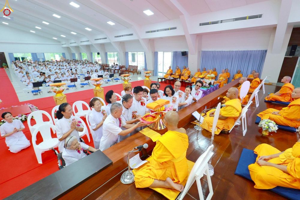 ภาพ No.261056:วันอังคารที่ 14 ตุลาคม พ.ศ. 2568 พิธีทอดกฐินสามัคคี "สร้างองค์พระเจดีย์เพื่อสร้างสันติภาพโลก" ขนาดหน้าตัก 10 เมตร ณ ศูนย์ปฏิบัติธรรมระยอง(บ้านช่องลม) ตำบลบางบุตร อำเภอบ้านค่าย จังหวัดระยอง