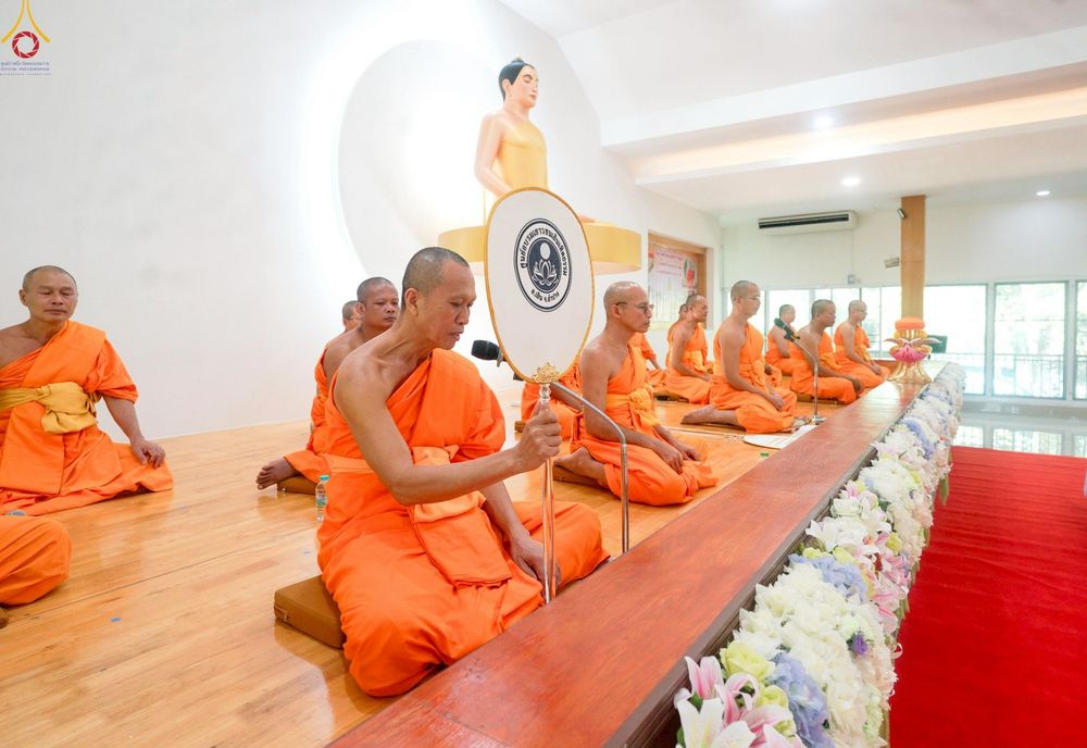 ภาพ No.256995:วันพฤหัสบดีที่ ๑๖ ตุลาคม พ.ศ. ๒๕๖๘ พิธีทอดกฐินสามัคคีเพื่อรองรับประดิษฐานองค์เจดีย์ ณ ศูนย์ปฏิบัติธรรมเถินเทิดธรรม อ.เถิน จ.ลำปาง