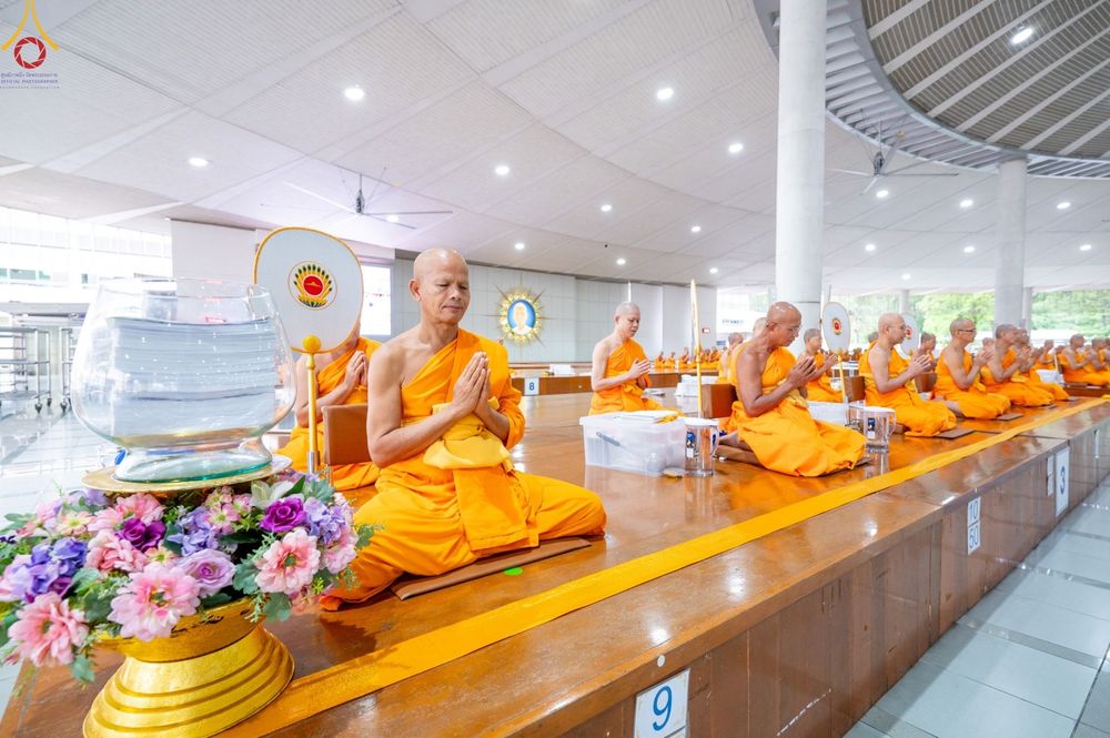 ภาพ No.136150:พิธีบุพเปตพลี ครั้งที่ 150 ร่วมอุทิศบุญให้แก่หมู่ญาติที่ล่วงลับไปแล้ว และสืบทอดอายุพระพุทธศาสนา วันอังคารที่ 7 พฤษภาคม พ.ศ. 2567 ( วันพระ แรม 14 ค่ำ เดือน 5 ) ณ หอฉันคุณยายอาจารย์ฯ วัดพระธรรมกาย