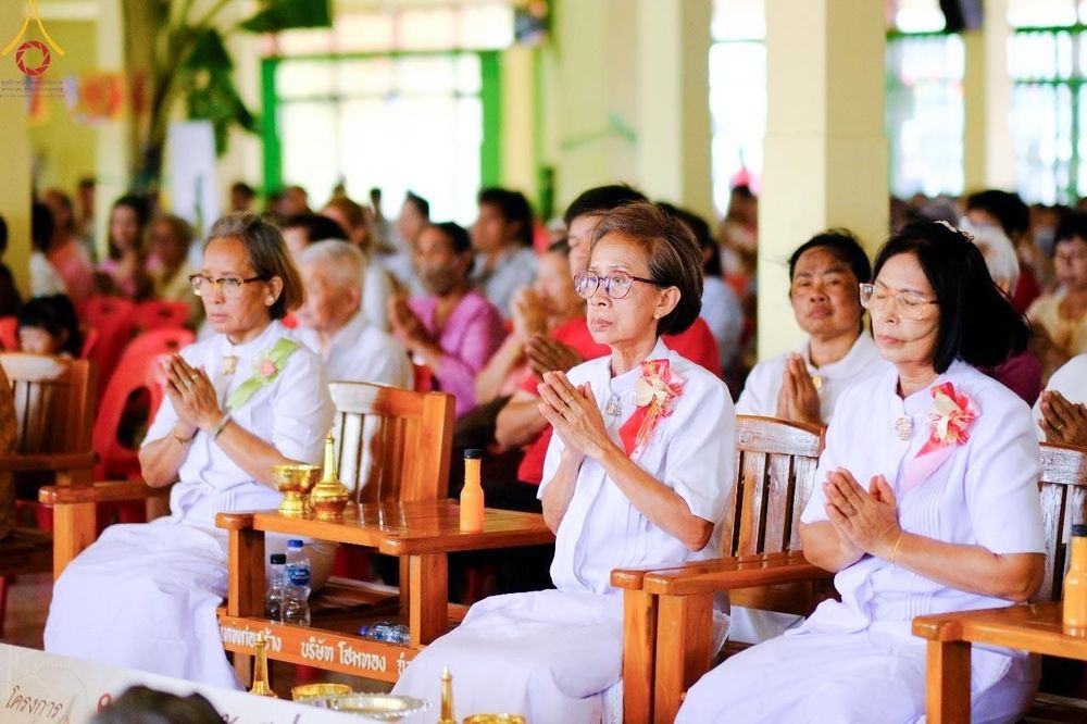 ภาพ No.163552:โครงการกฐินสามัคคีทั่วไทย 30,000 วัด บูชาธรรม 80 ปี หลวงพ่อธัมมชโย โดย คณะศิษยานุศิษย์วัดพระธรรมกาย ณ วัดสว่างสามัคคี จ.เพชรบูรณ์ วันที่ 20 ตุลาคม พ.ศ. 2567