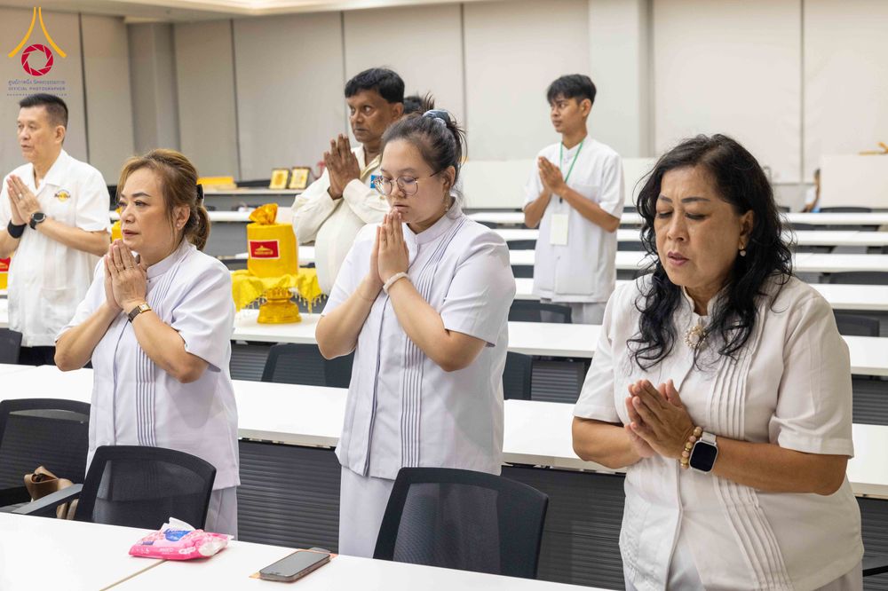 ภาพ No.324870:วันพฤหัสบดีที่ 23 เมษายน พ.ศ.2569  หลวงพ่อทัตตชีโว รองเจ้าอาวาสวัดพระธรรมกาย ถวายการต้อนรับและปฏิสันถารคณะชาวอินโดนีเซีย