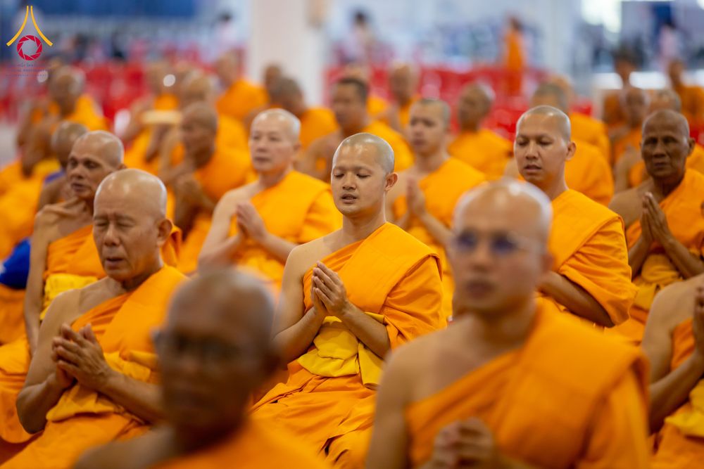 ภาพ No.287559:วันที่ 1 มกราคม พ.ศ. 2569 พิธีบูชาข้าวพระ ณ สภาธรรมกายสากล วัดพระธรรมกาย