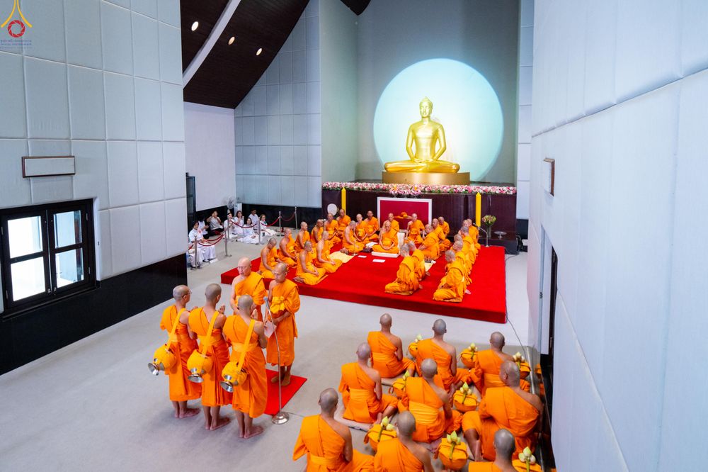 ภาพ No.328482:วันเสาร์ที่ 2 พฤษภาคม พ.ศ.2569 พิธีอุปสมบทสามเณรเตรียม DCI รุ่นที่ 23 ณ อุโบสถพระไตรปิฎก วัดพระธรรมกาย จังหวัดปทุมธานี