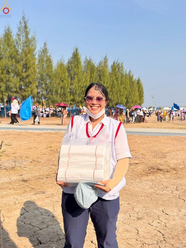 ภาพ No.306702:ภาพเบื้องหลังอาสาสมัครรวมใจ ชุดที่ 5 ในโครงการธรรมยาตรา กตัญญูบูชา มหาปูชนียาจารย์ พระมงคลเทพมุนี(สด จนฺทสโร) พระผู้ปราบมาร อนุสรณ์สถาน 7 แห่ง ปีที่ 14