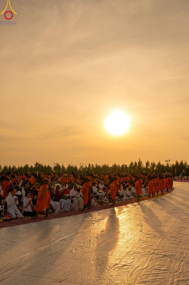ภาพ No.198257:พิธีต้อนรับพระธรรมยาตรา ณ อนุสรณ์สถานลำดับที่ 5 สถานที่เผยแผ่วิชชาธรรมกายครั้งแรก อนุสรณ์สถานบางปลา วัดบางปลา อำเภอบางเลน จังหวัดนครปฐม ในโครงการธรรมยาตรา กตัญญูบูชา มหาปูชนียาจารย์ พระมงคลเทพมุนี(สด จนฺทสโร) พระผู้ปราบมาร ปีที่ 13 วัน 19 มกราคม พ.ศ.2568